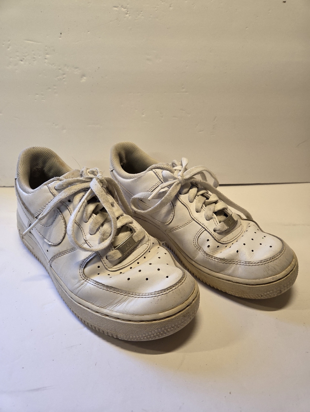 Nike Air Force 1 Classic White Leather Sneakers AF1
